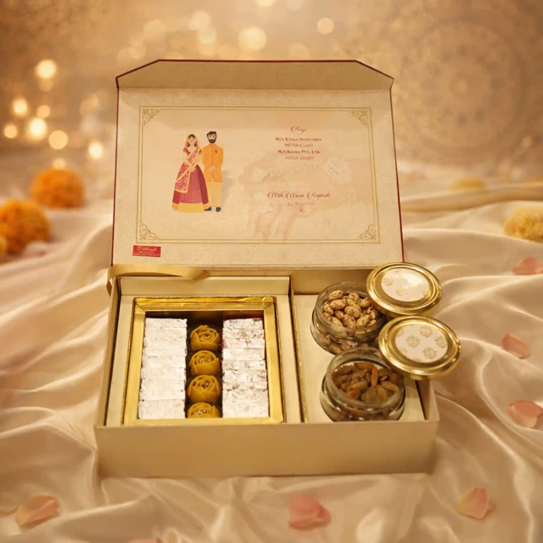 Vintage Romance Card hover